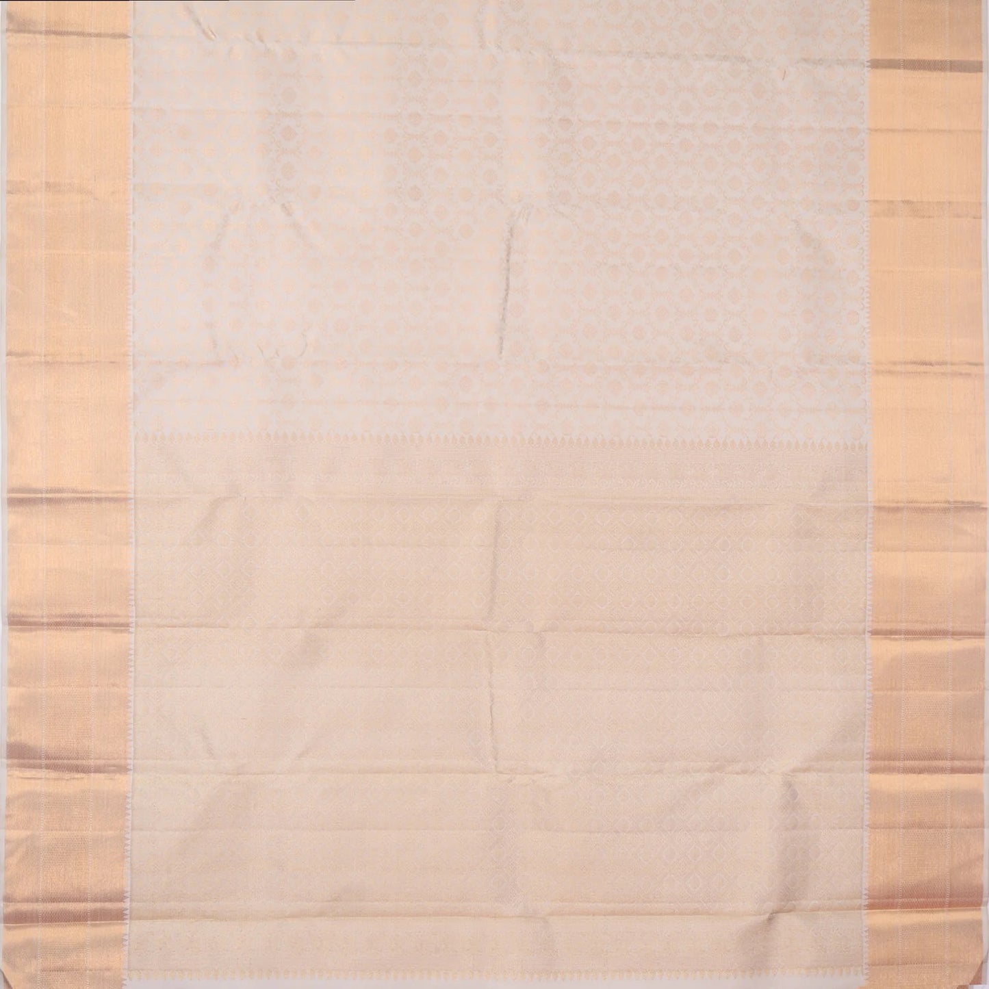 Pearl White Kanjivaram Silk Saree With Floral Jaal Design