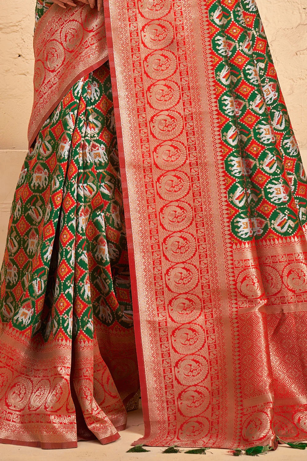 Yale Green Weaving Patola Silk