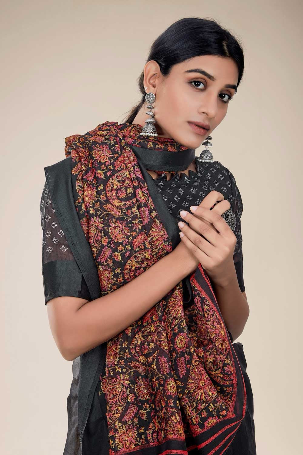 Zade Black Kashmiri Printed Linen Saree