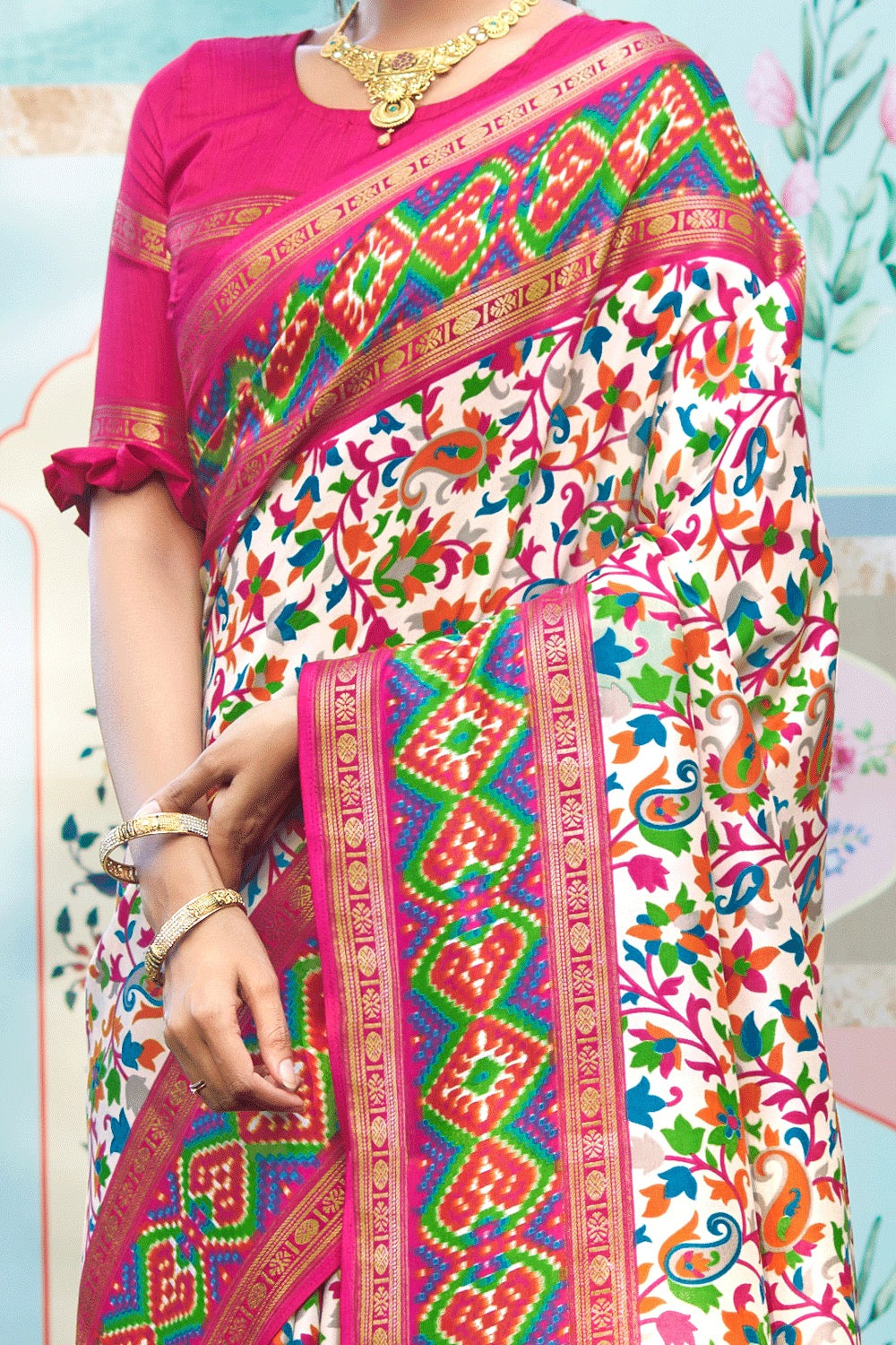 White Kashmiri Pashmina Printed Saree