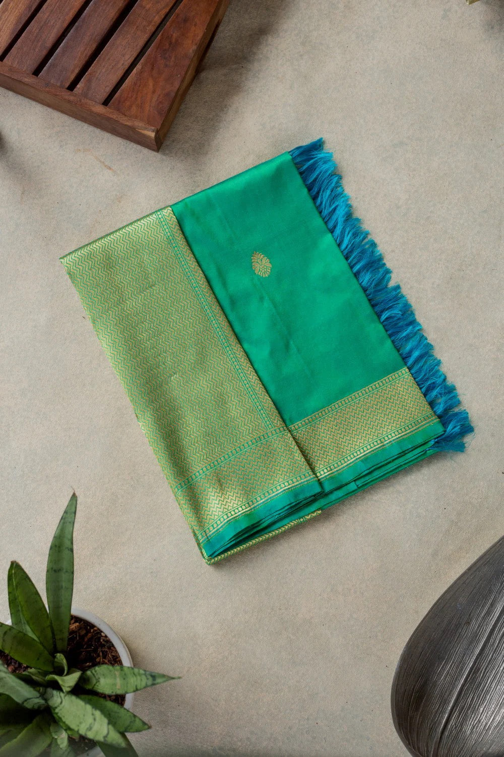 Persian Green Handwoven Banarasi Pure Silk Dupatta